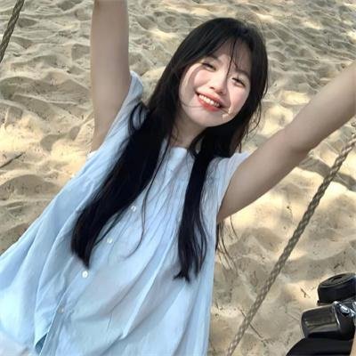 踉跄女孩